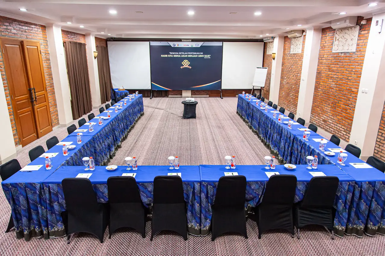Meeting Room Madinah - Ruang Rapat Modern Syariah di Saung Dolken Resort & Hotel Sentul Bogor