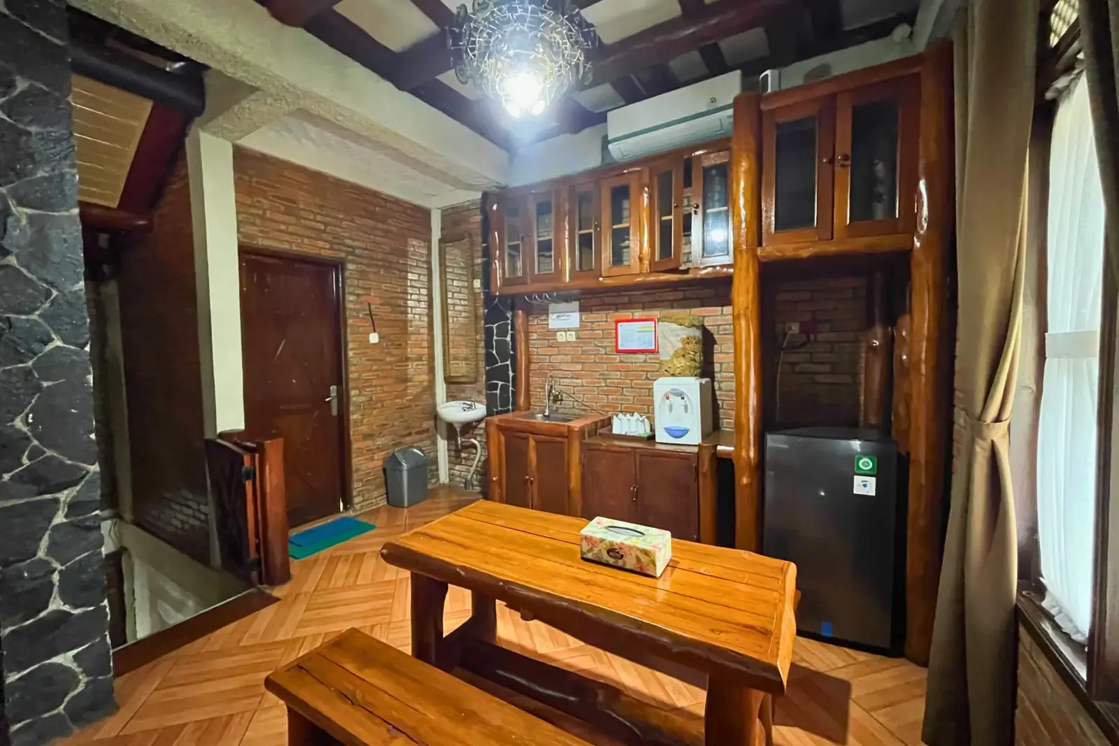 Type Villa Arafah - Lantai 2 Tempat Makan Dan Dapur Saung Dolken Resort & Hotel Syariah