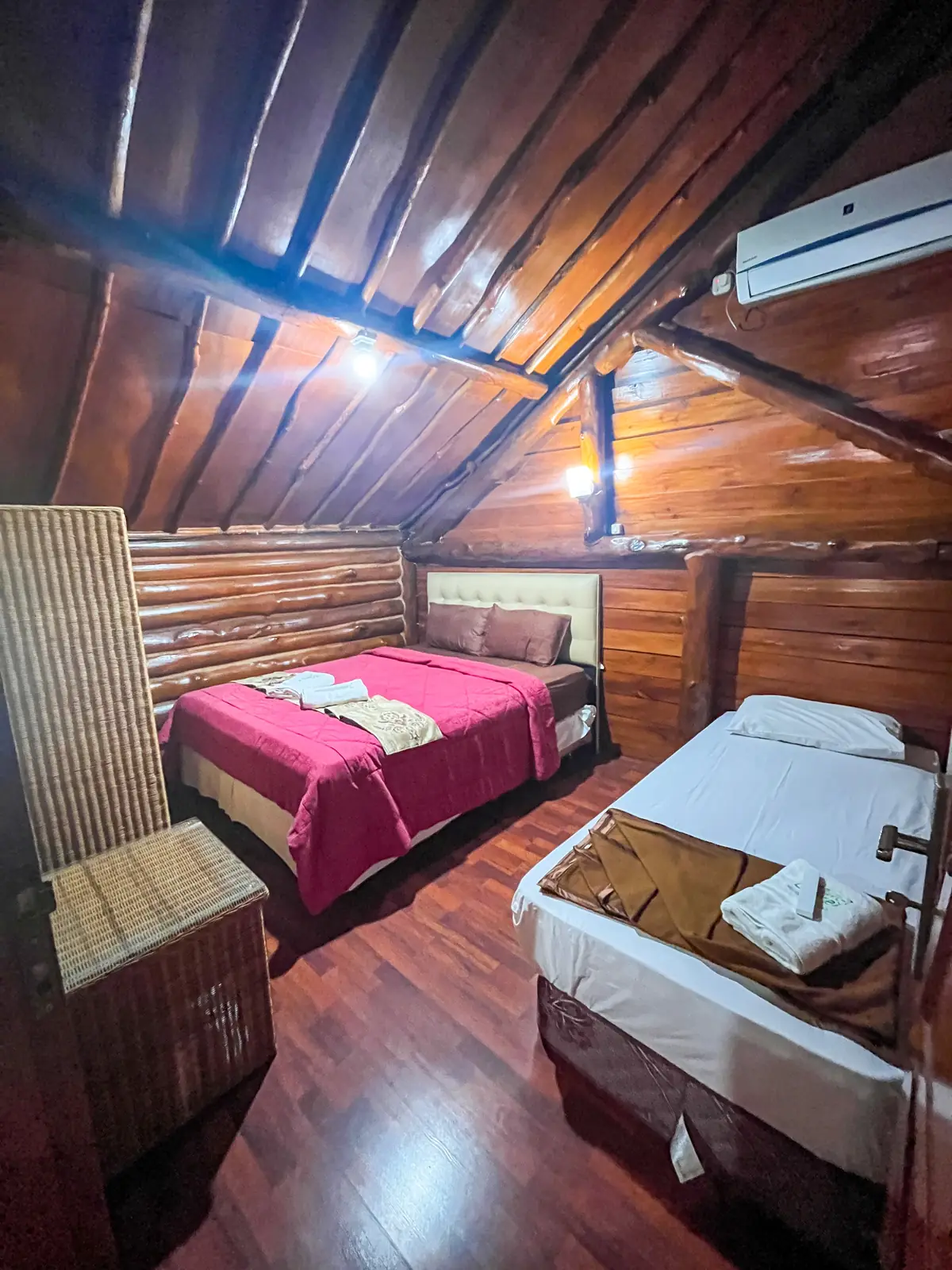 Type Villa Muzdalifah - Kamar Twin Bed Kamar Dua Saung Dolken Resort & Hotel Syariah